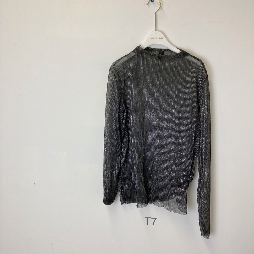 YAS sparkling shimmery top T7